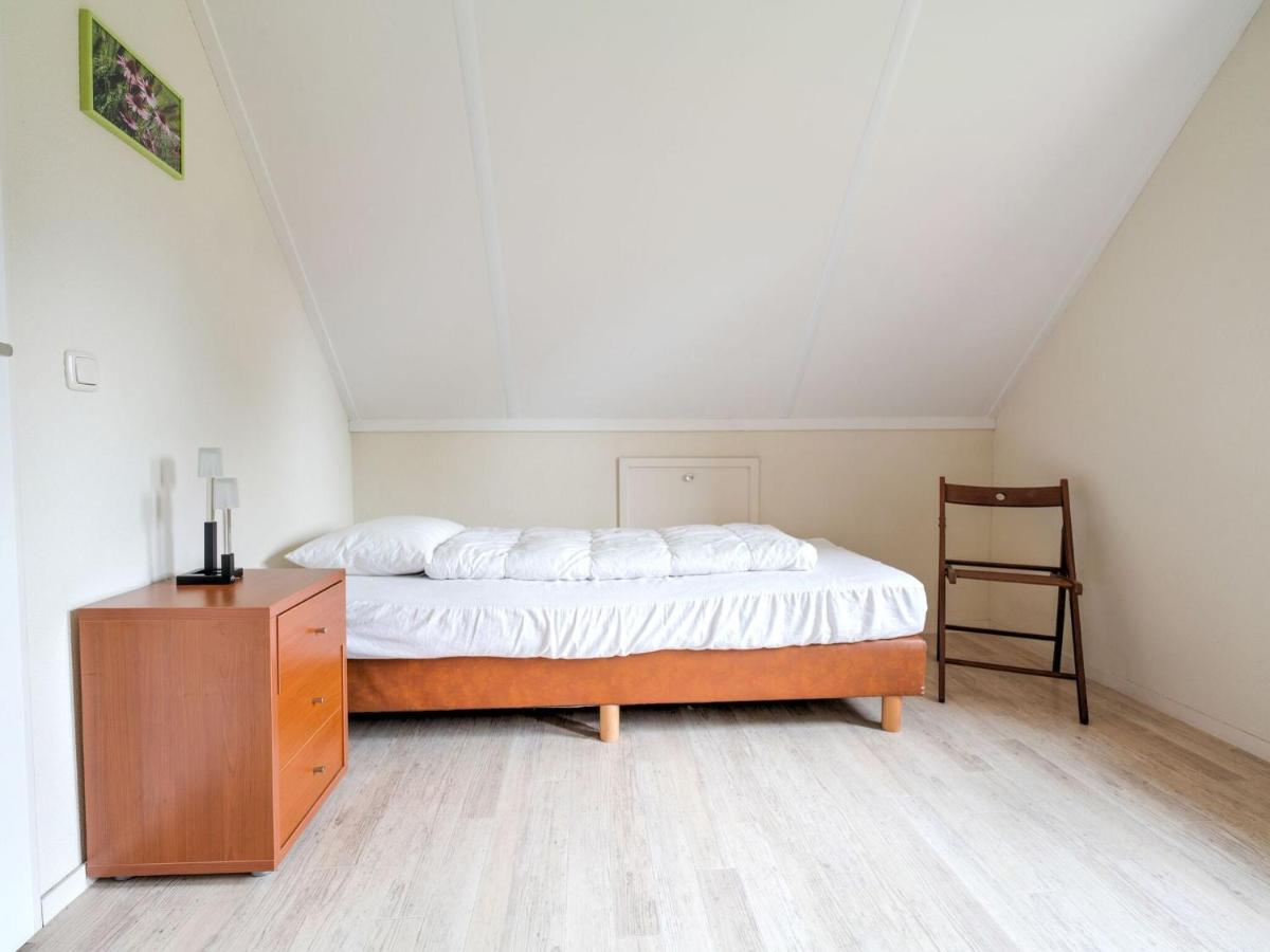 Serene Holiday Home In Gaasterl N Sleat Sondel Ngoại thất bức ảnh